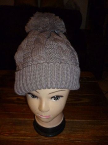 BONNET femme NEUF