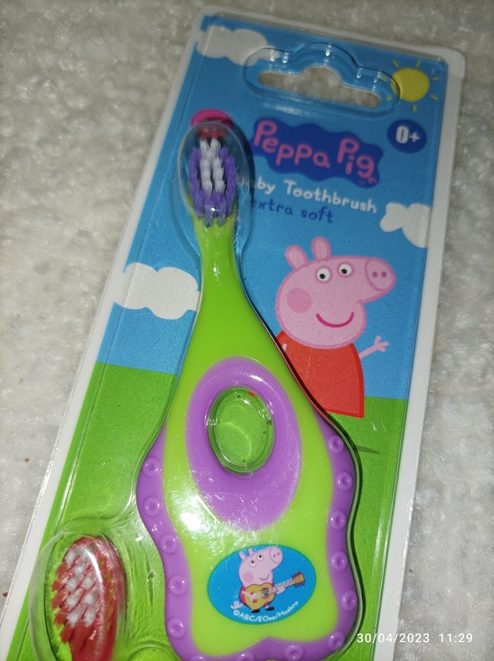 Brosse à dent Peppa Pig - photo numéro 3