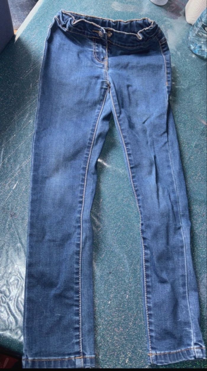 Jeans slim t 7 ans 128 cm - photo numéro 1