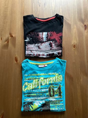 2 t-shirts 12 ans