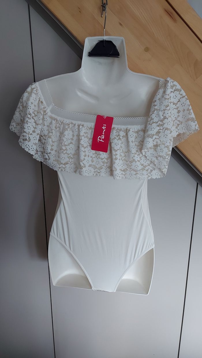 Body avec dentelle - photo numéro 2