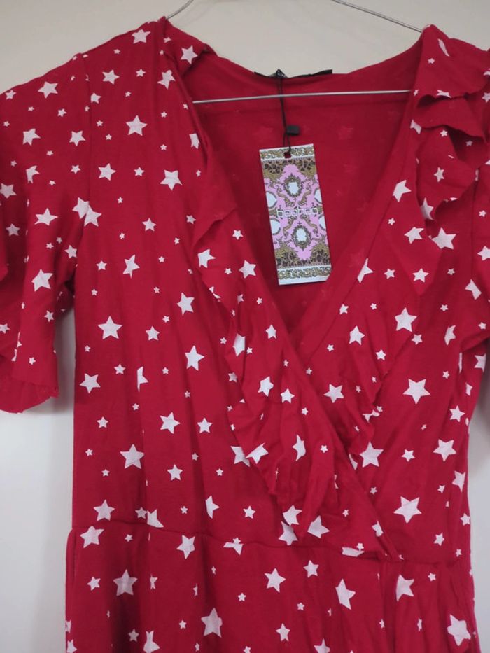 Robe rouge neuve jamais portée - photo numéro 2
