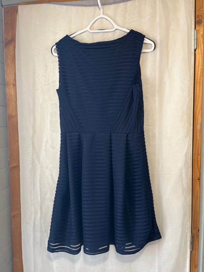 robe bleue marine - photo numéro 6
