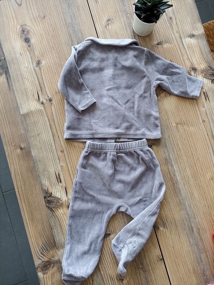 Pyjama fille 2 pièces 6 mois - photo numéro 8