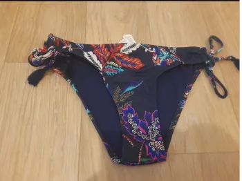 bas de maillot de bains taille 34