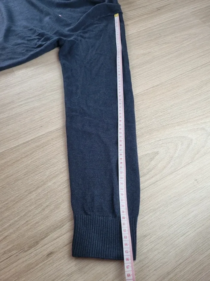 Pull en col V Tommy Hilfiger bleue Cachemire Taille L - photo numéro 4