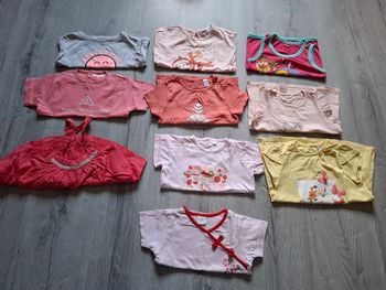 Lot de 10tshirts/debardeurs