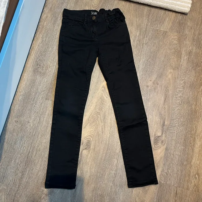 Skinny TAO 8 ans