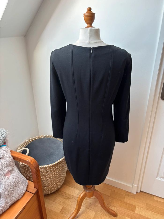 🖤 robe droite noire - Sisley - M - photo numéro 7