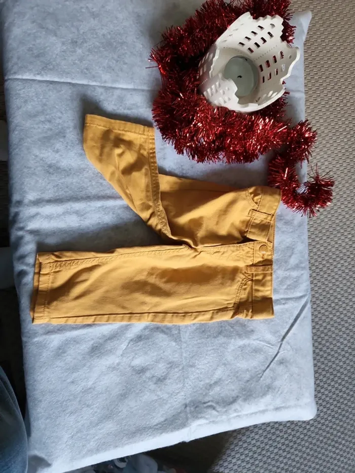 Pantalon jaune moutarde 6 mois - photo numéro 2