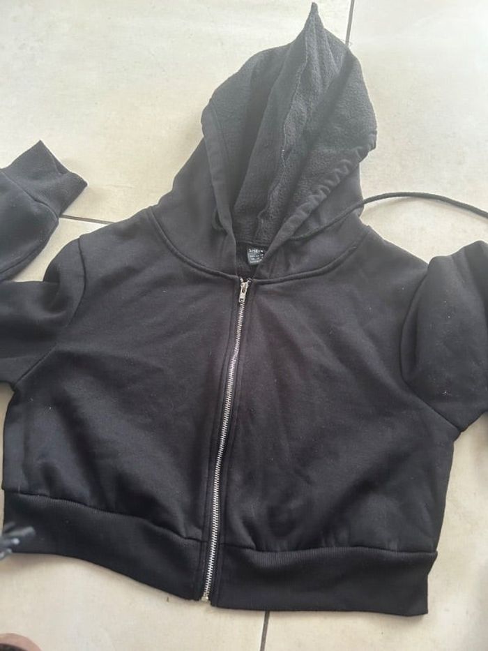 Sweat court zippé