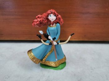 Figurine princesse merida /rebelle /brave /disney