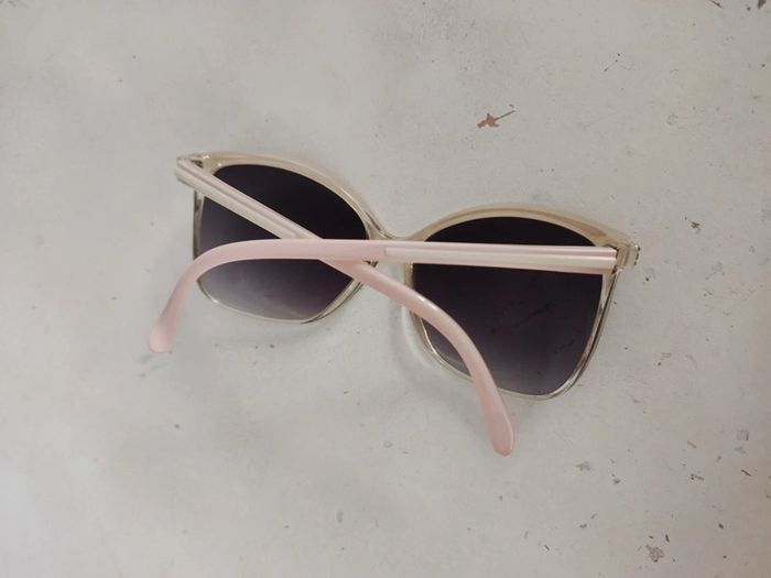 Lunettes de soleil inspiration 70's - photo numéro 10