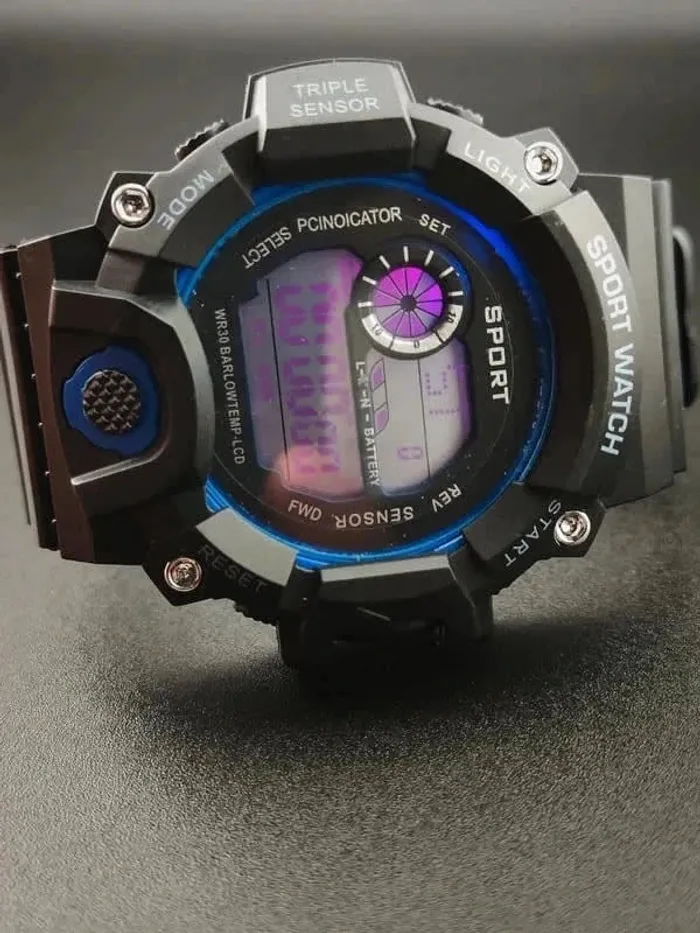 Montre bleue & noire, digitale, multifonctions - photo numéro 8