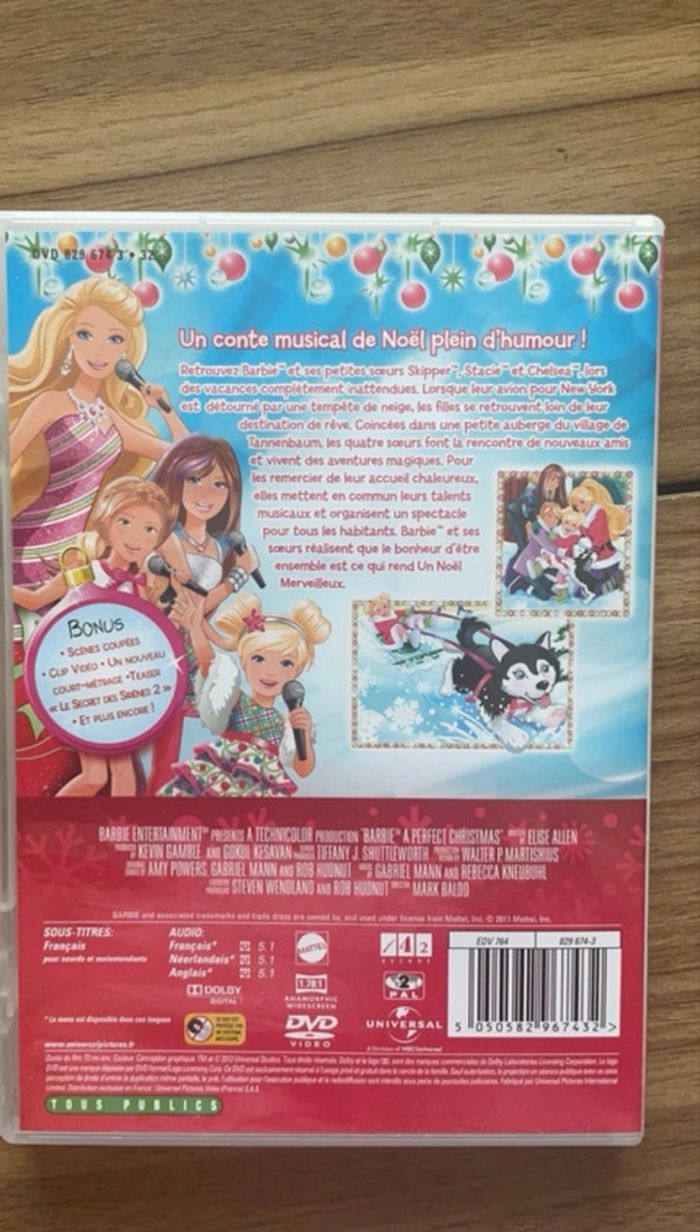 Barbie un merveilleux Noël - photo numéro 2