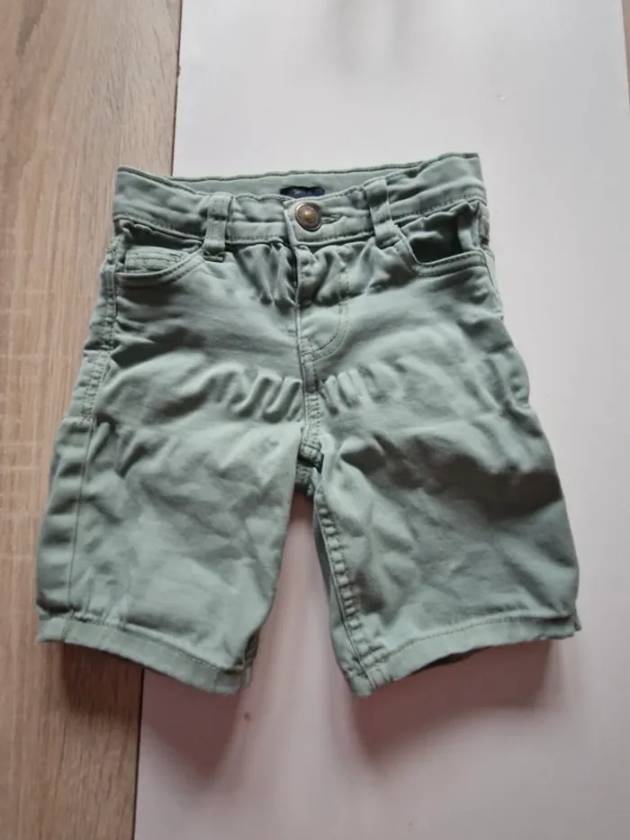 Lot de short garçon 3 ans - photo numéro 2