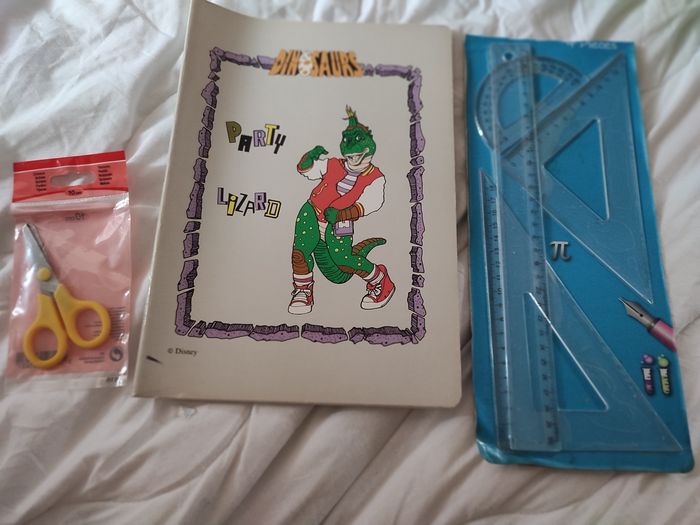Lot scolaire avec set de règles
