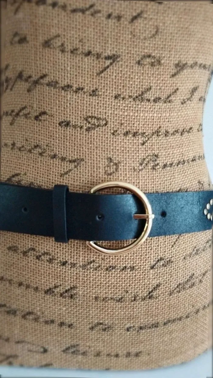 Ceinture noire clous doré effet pierres orange - photo numéro 4