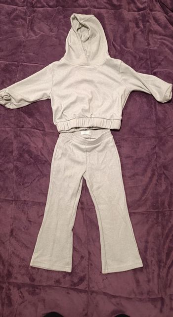 Ensemble Primark fille taille 3 4 ans