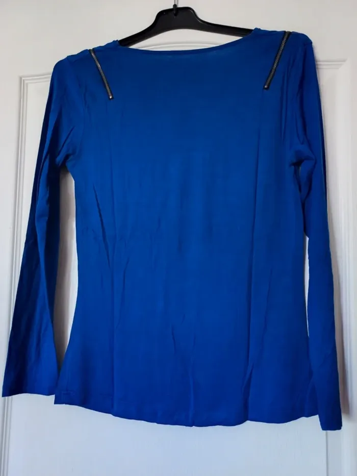 T-shirt manches longues taille 40 - photo numéro 2