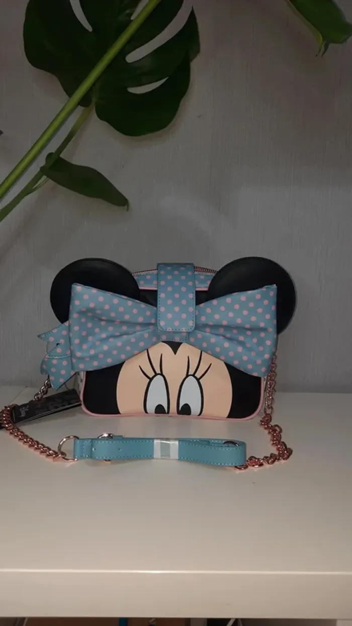 Sac en bandoulière Loungefly Minnie Pastel - photo numéro 3