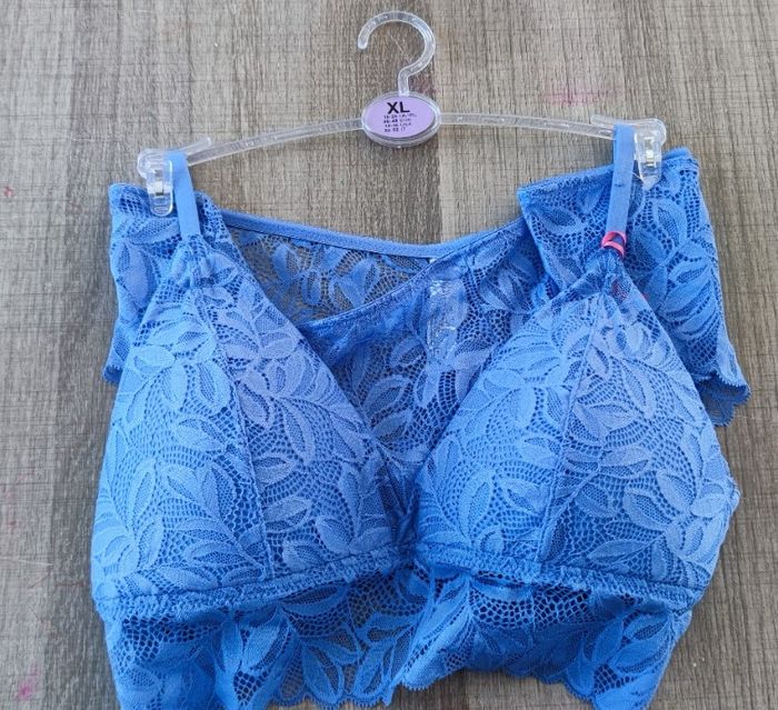 Soutien-gorge et tanga couleur bleu taille XL 46/48 marque Primark. Lingerie pour femme - photo numéro 7