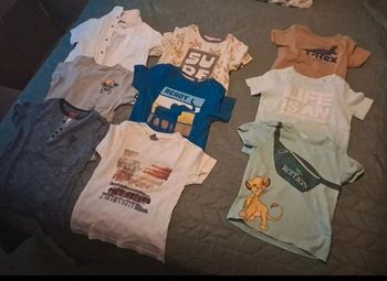 Lots t-shirts