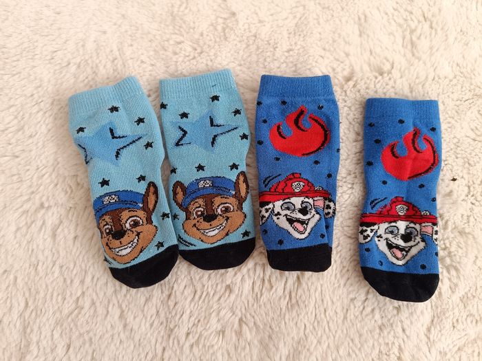 Lot 2 paires de chaussettes pat patrouille 23-26