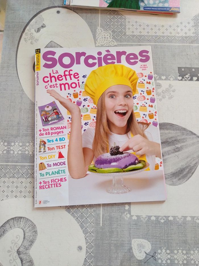 Lot de magazines sorcières - photo numéro 10