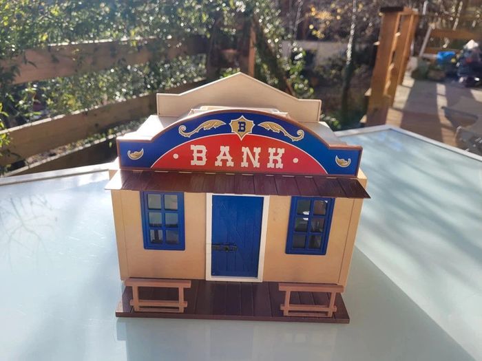 Playmobil 4398 Coffret de CowBoy Transportable , 2 en 1, sherif et banque - photo numéro 11