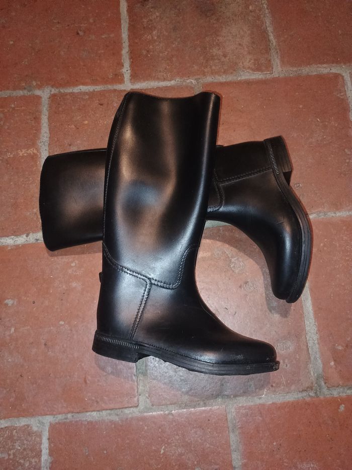 Bottes d’équitation enfant  taille 29 – confortables et solides