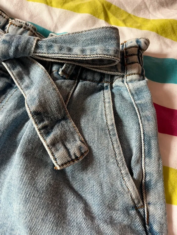 short bleu - photo numéro 4