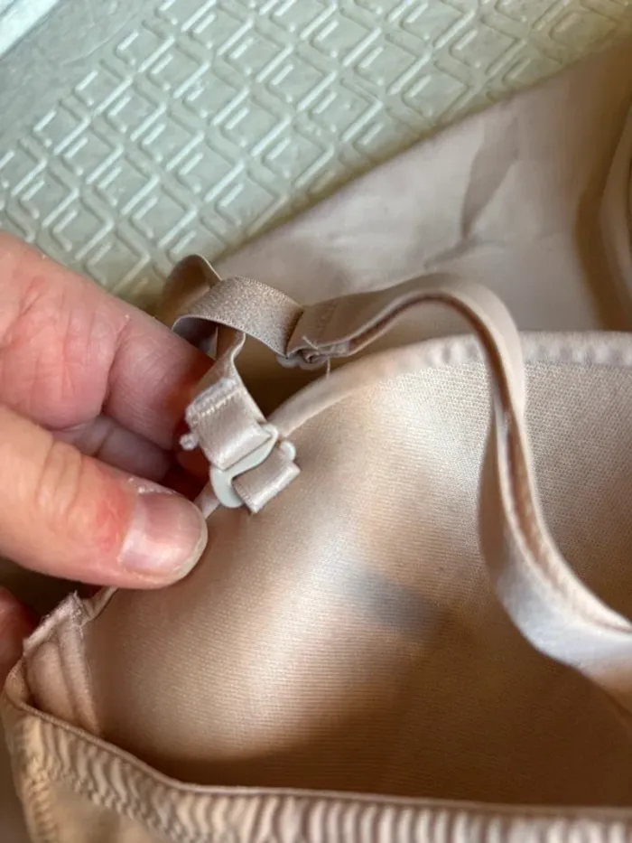 Body gainant couleur peau Primark neuf 95B - photo numéro 4
