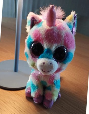 Peluche ty licorne. Hauteur 15 cm