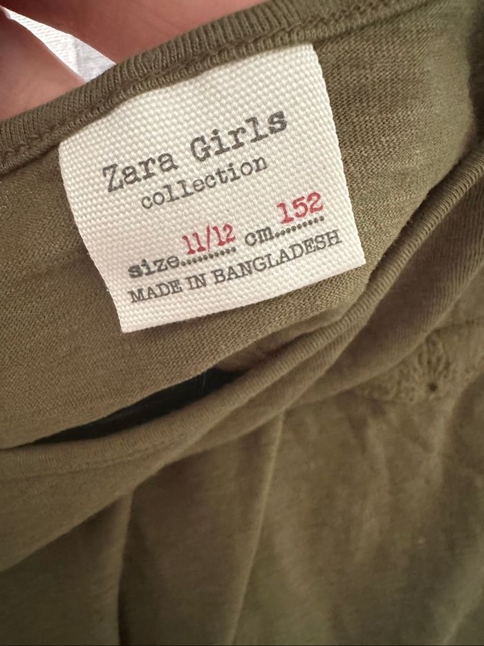T-shirt vert kaki Zara taille 11/12 ans 152 cm - photo numéro 3