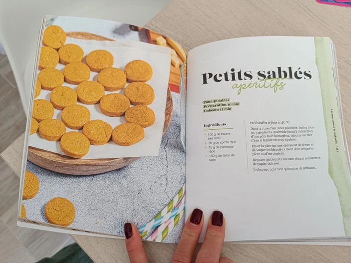 Livre simplement Keto de Ayem Nour - photo numéro 3