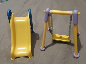 Balançoire et toboggan Bluey