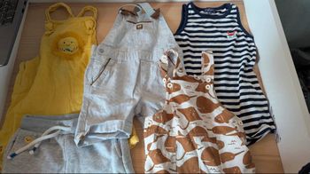 Lot ete 4 salopettes + short sergent major 24 mois