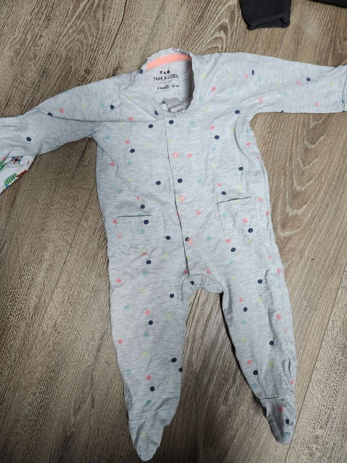 Lot vêtements bébé été 6 mois - photo numéro 3