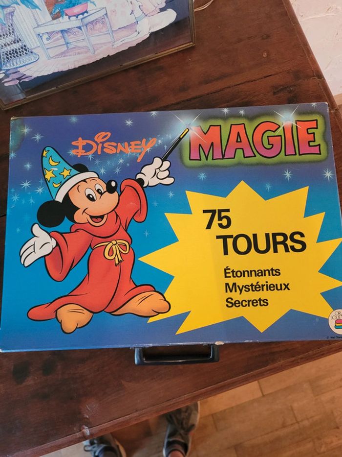 Vends valise magie disney vintage - photo numéro 2