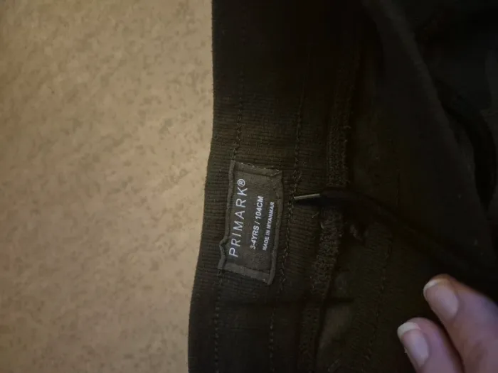 Jogging Primark militaire 3/4 ans - photo numéro 2