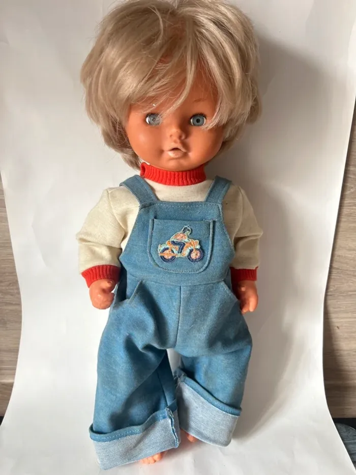 Poupon Gégé mécanique vintage avec tenue