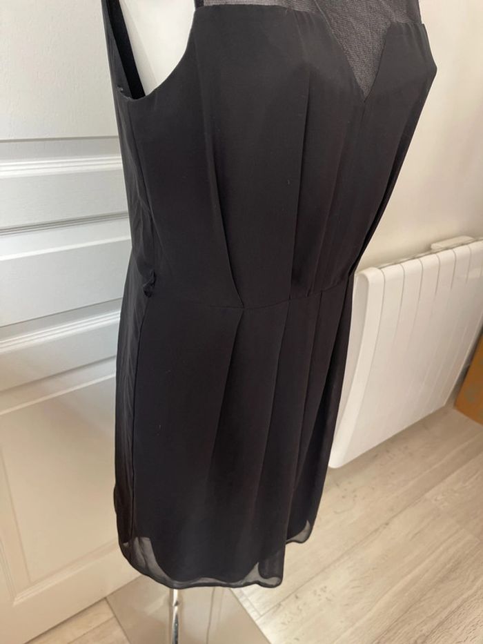 Robe noire - photo numéro 4