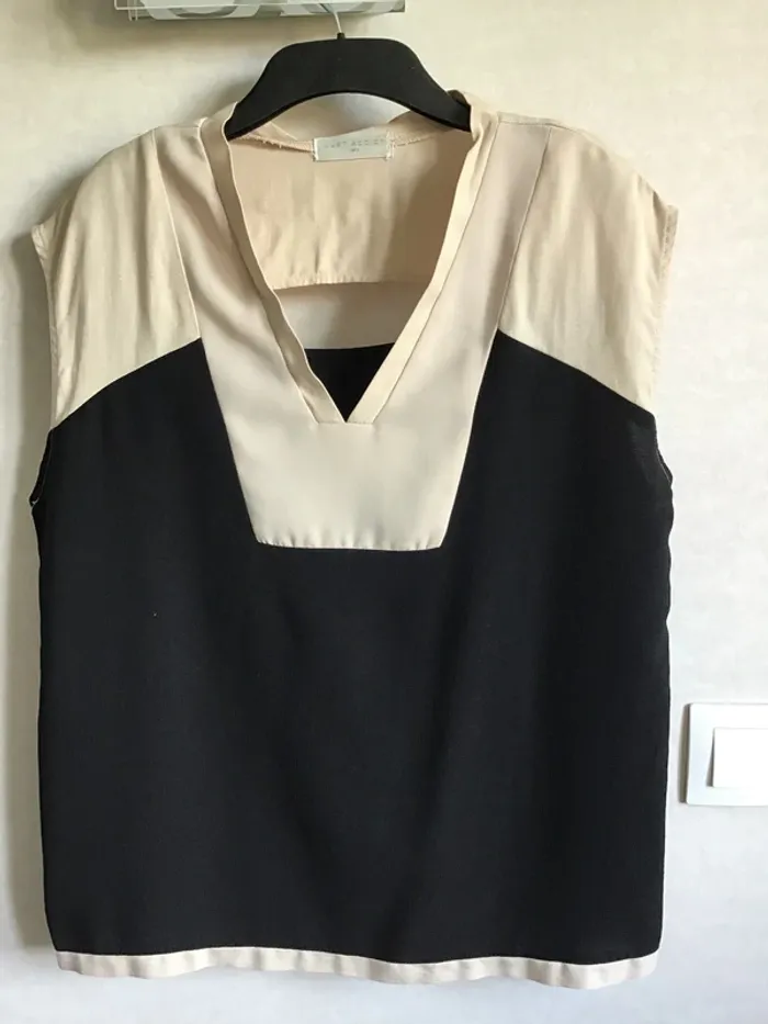 Blouse noire et crème marque Just Addict