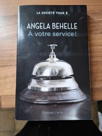 A votre service