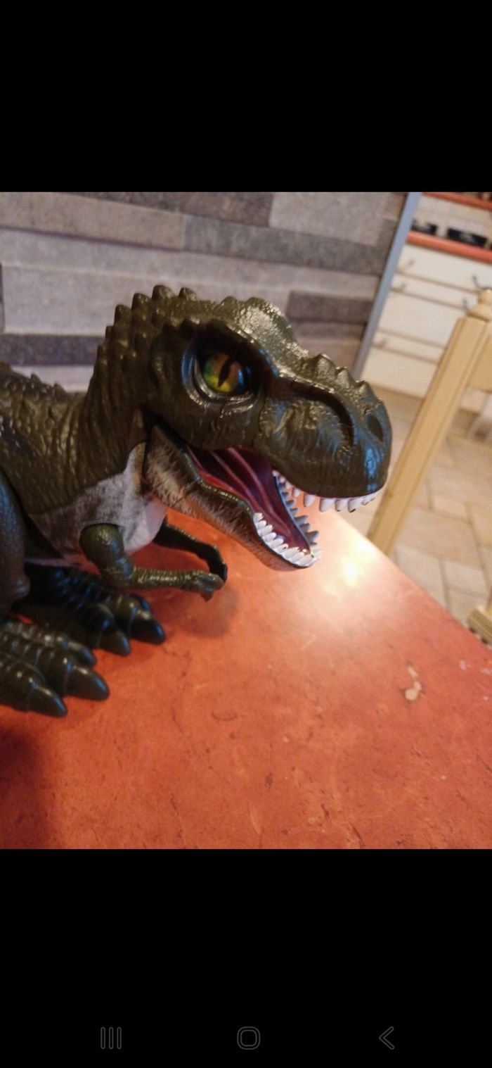 Figurine dinosaure T Rex sonore - photo numéro 2