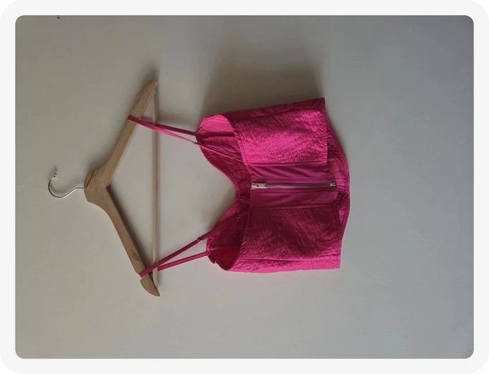 tops court Bershka rose taille L - photo numéro 3