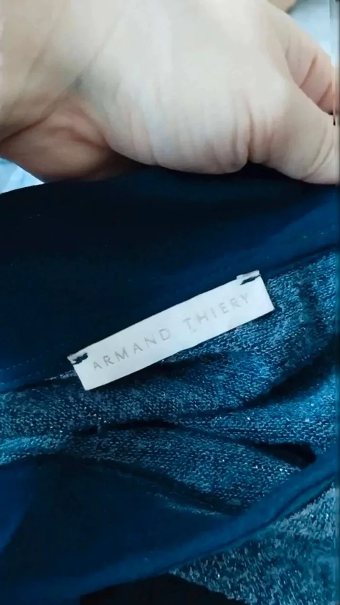 Top  haut  manches  3/4 armand Thierry taille  1 bleu - photo numéro 8