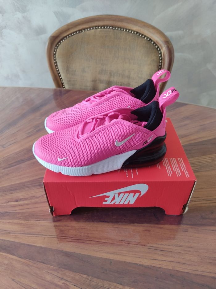 Baskets Nike air max 270 T 32 - photo numéro 2