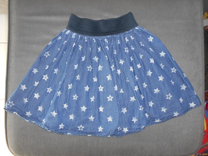 Jupe, taille: 8 ans à 0,50 EURO